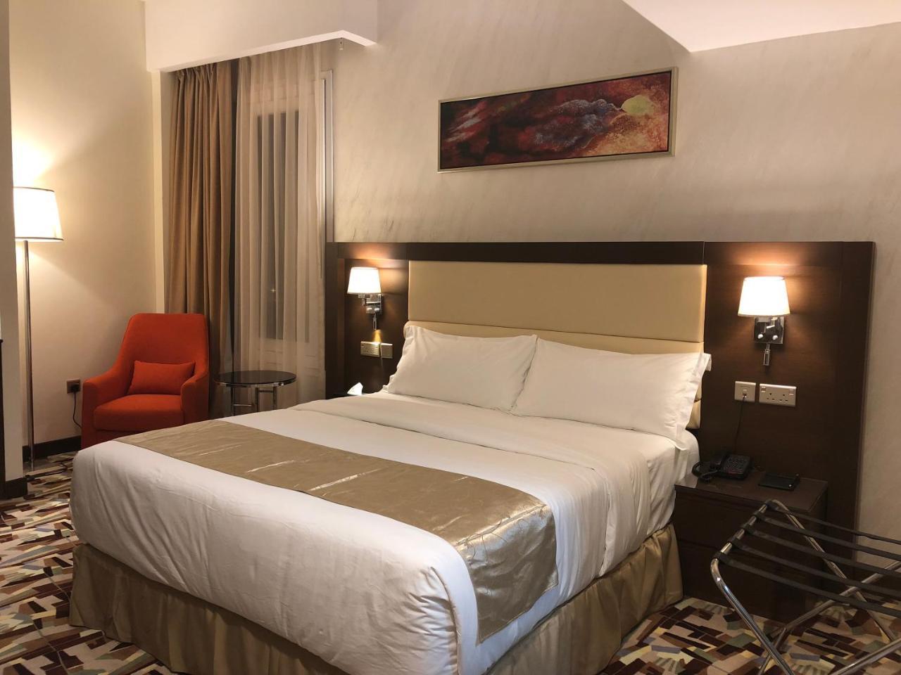 מוסקט Al Murooj Grand Hotel מראה חיצוני תמונה