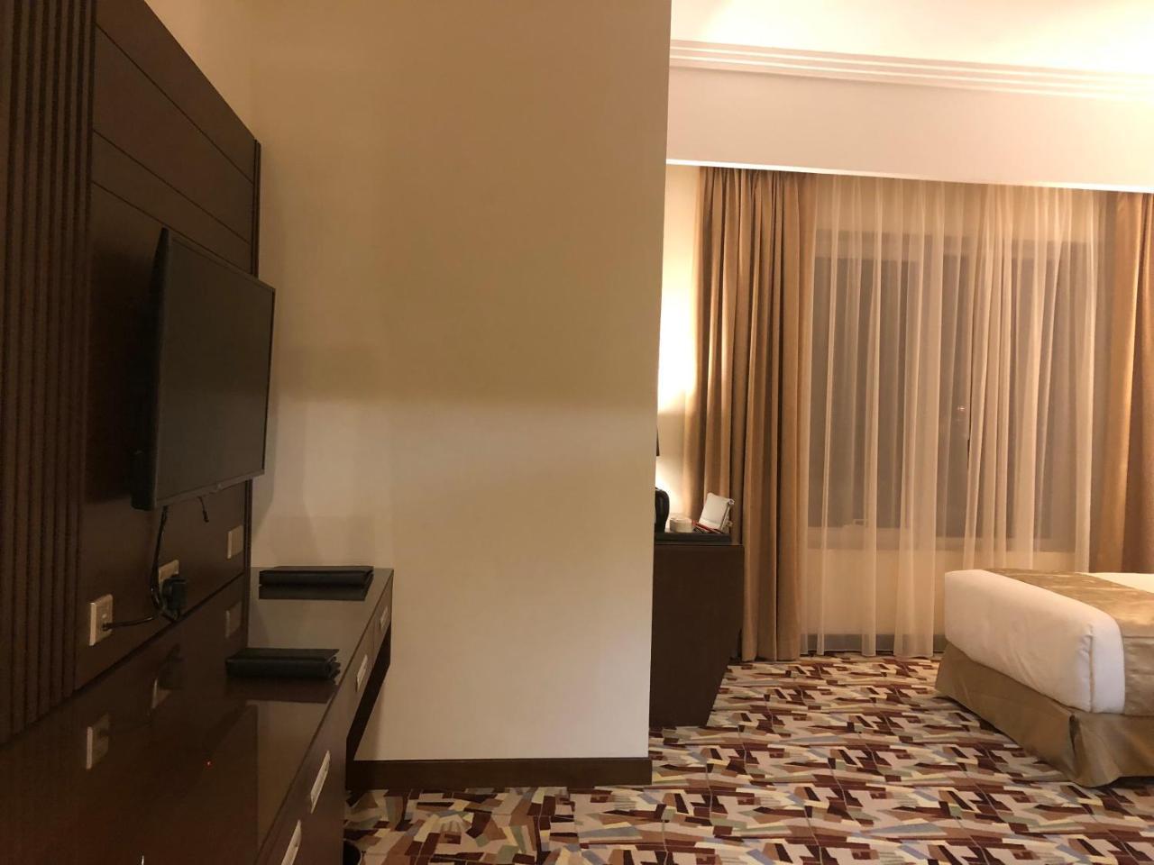 מוסקט Al Murooj Grand Hotel מראה חיצוני תמונה