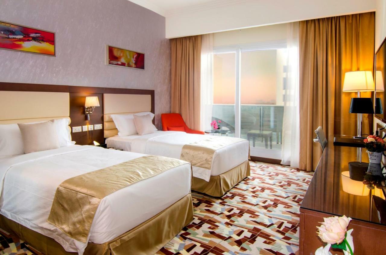 מוסקט Al Murooj Grand Hotel מראה חיצוני תמונה